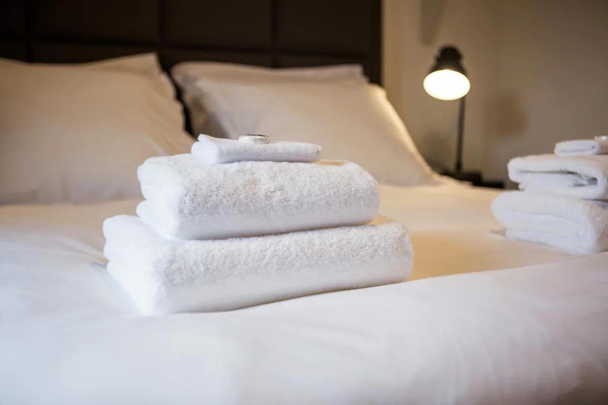 The Guest Apartments - Lange Putstraat دين بوس المظهر الخارجي الصورة