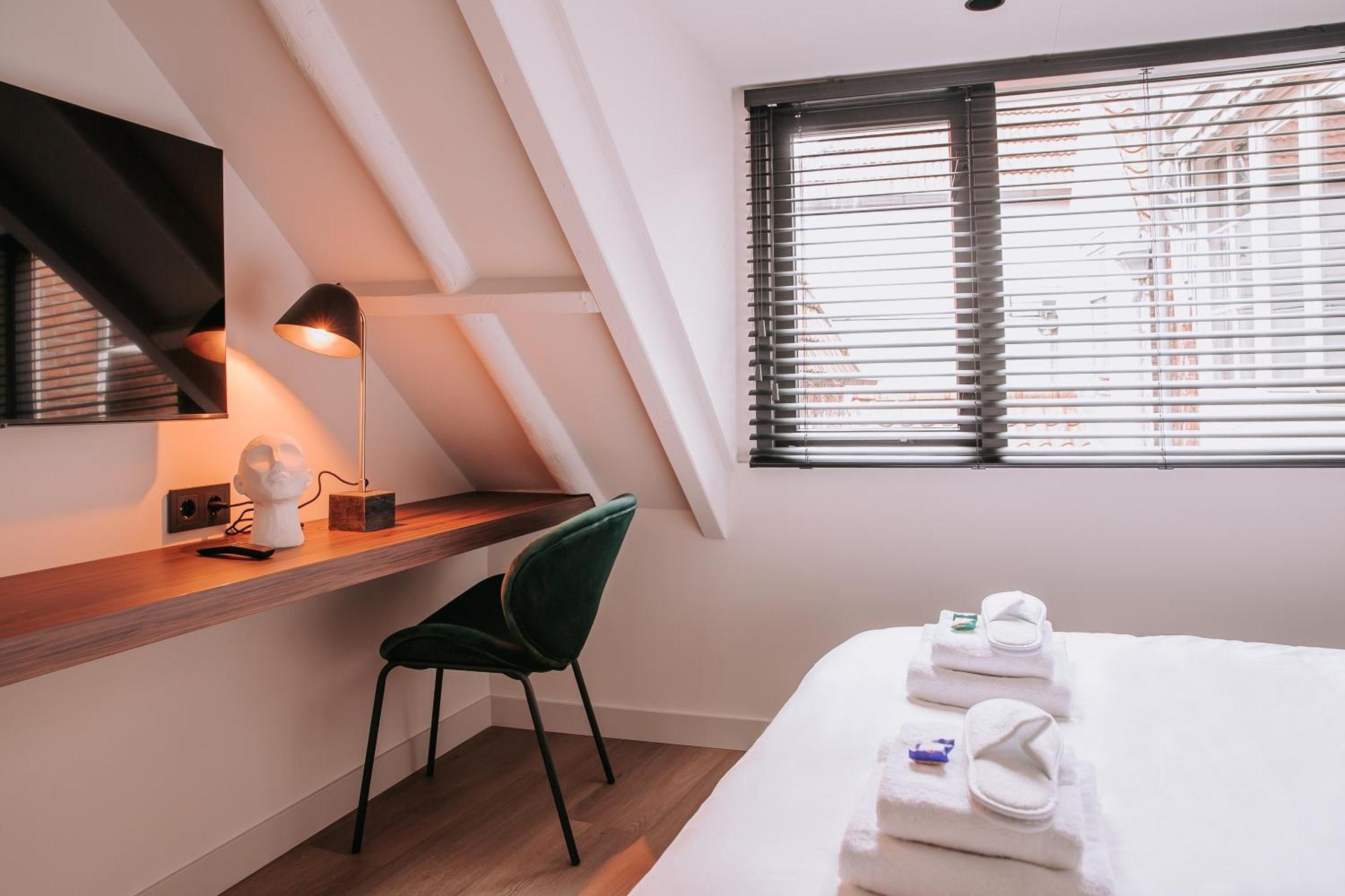 The Guest Apartments - Lange Putstraat دين بوس المظهر الخارجي الصورة