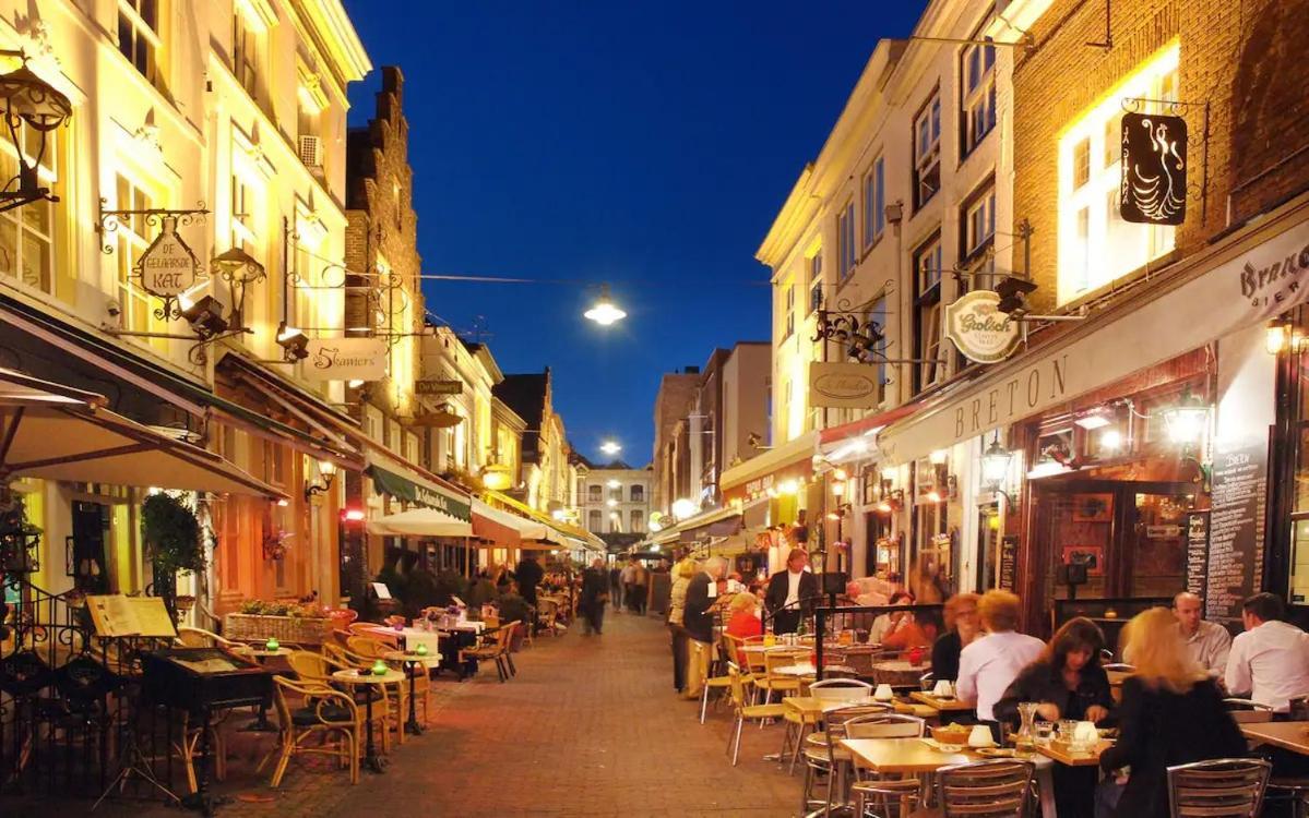 The Guest Apartments - Lange Putstraat دين بوس المظهر الخارجي الصورة